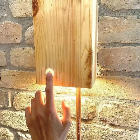 Lavender Circus Hand Drawn Appartement Budapest