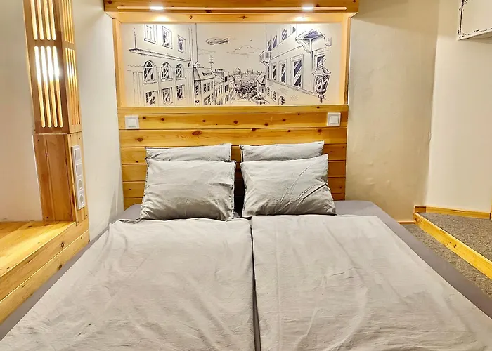 Apartament Lavender Circus Hand Drawn Budapesta