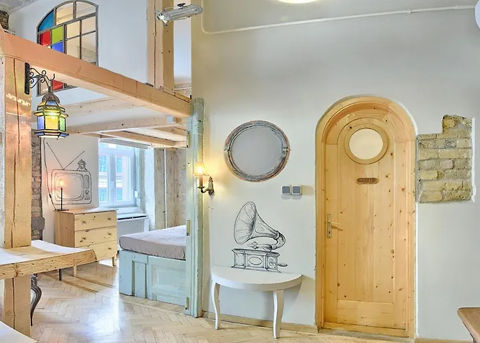 Lavender Circus Hand Drawn Appartamento