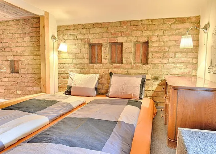 Lavender Circus Hand Drawn Appartamento