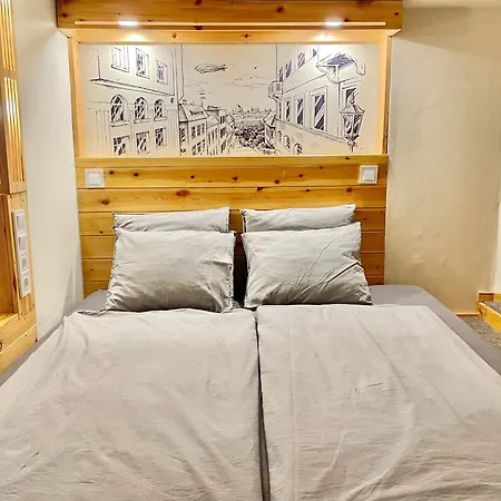 Apartman Lavender Circus Hand Drawn Budapest